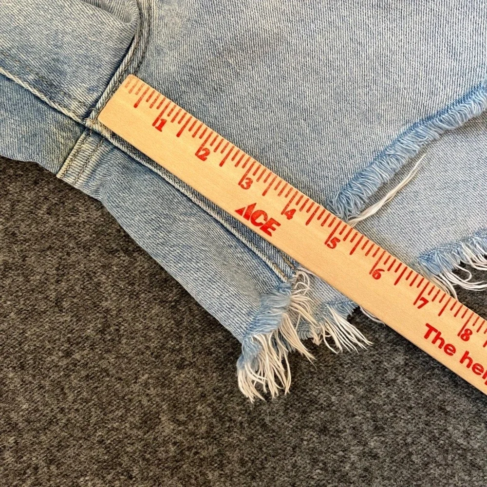 Abercrombie & Fitch Distressed 90's Baggy Jean Shorts 24